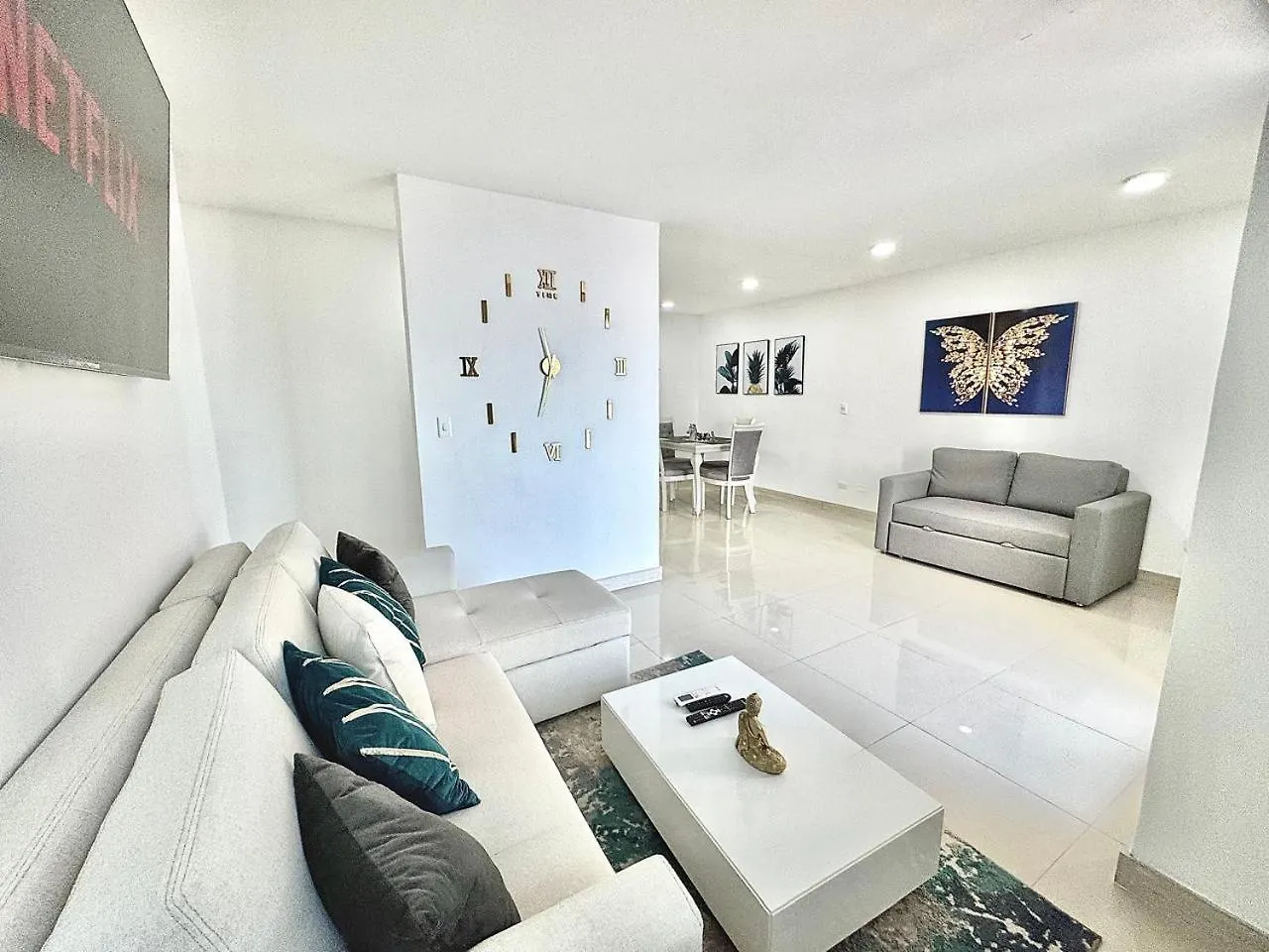 Excepcional Apartamento En Zona De Negocios Cartagena 0*,